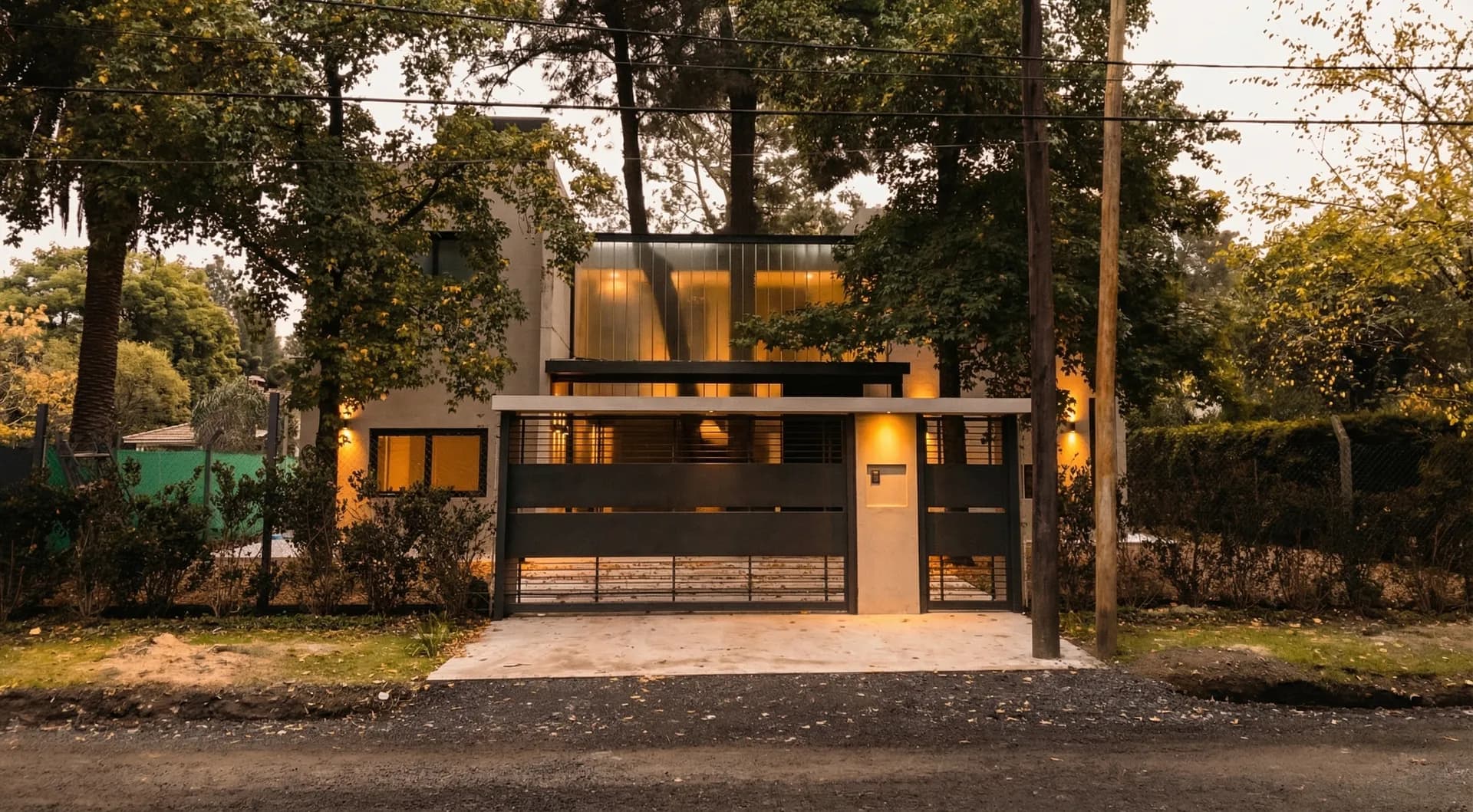 Casa LL – Parque Leloir, Ituzaingó